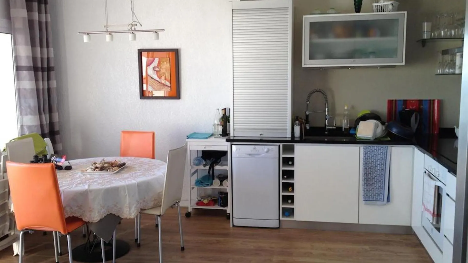 Apartamento Vista Mar Y Parking En Roses 0*,