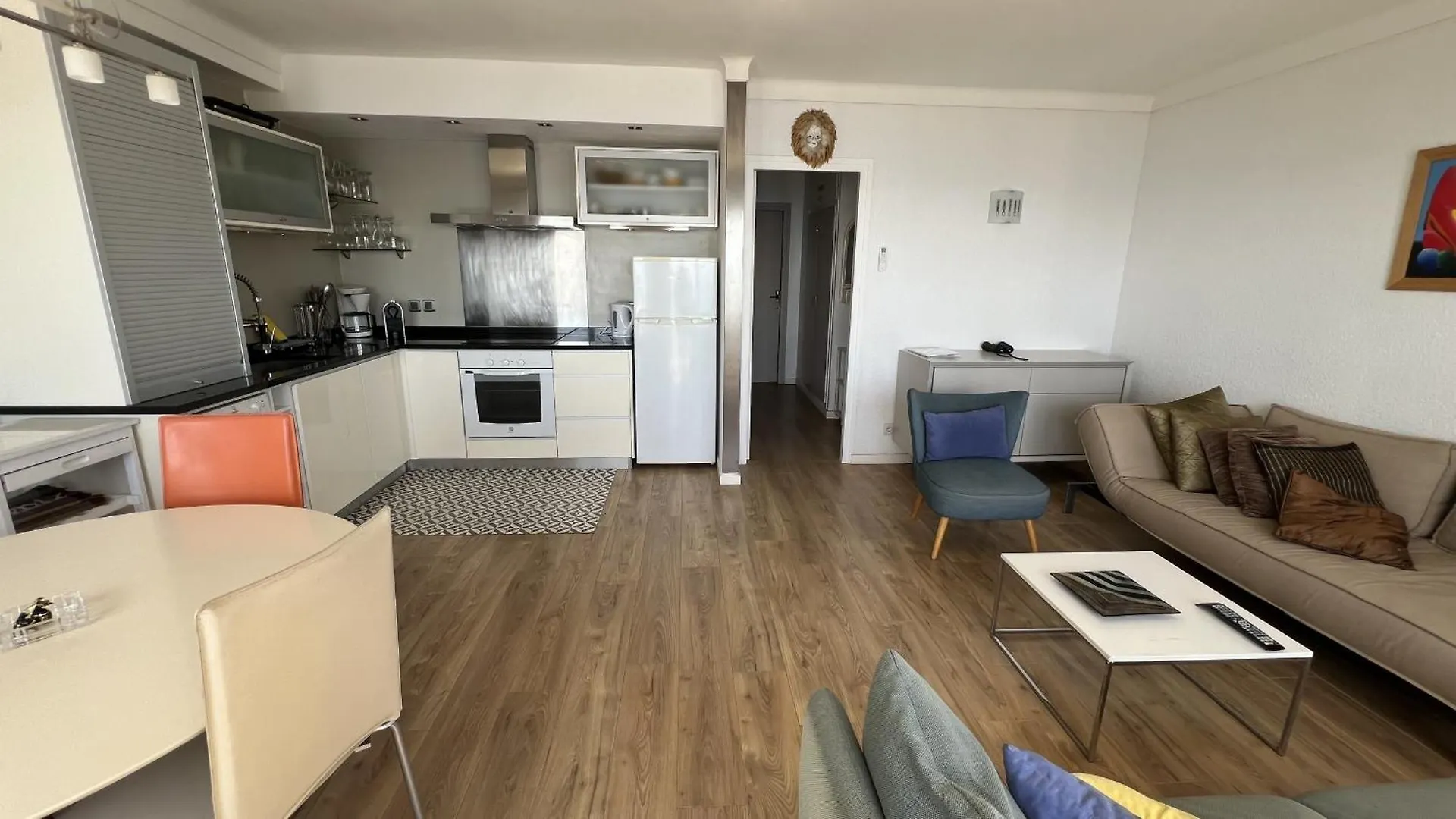 Apartamento Vista Mar Y Parking En Roses