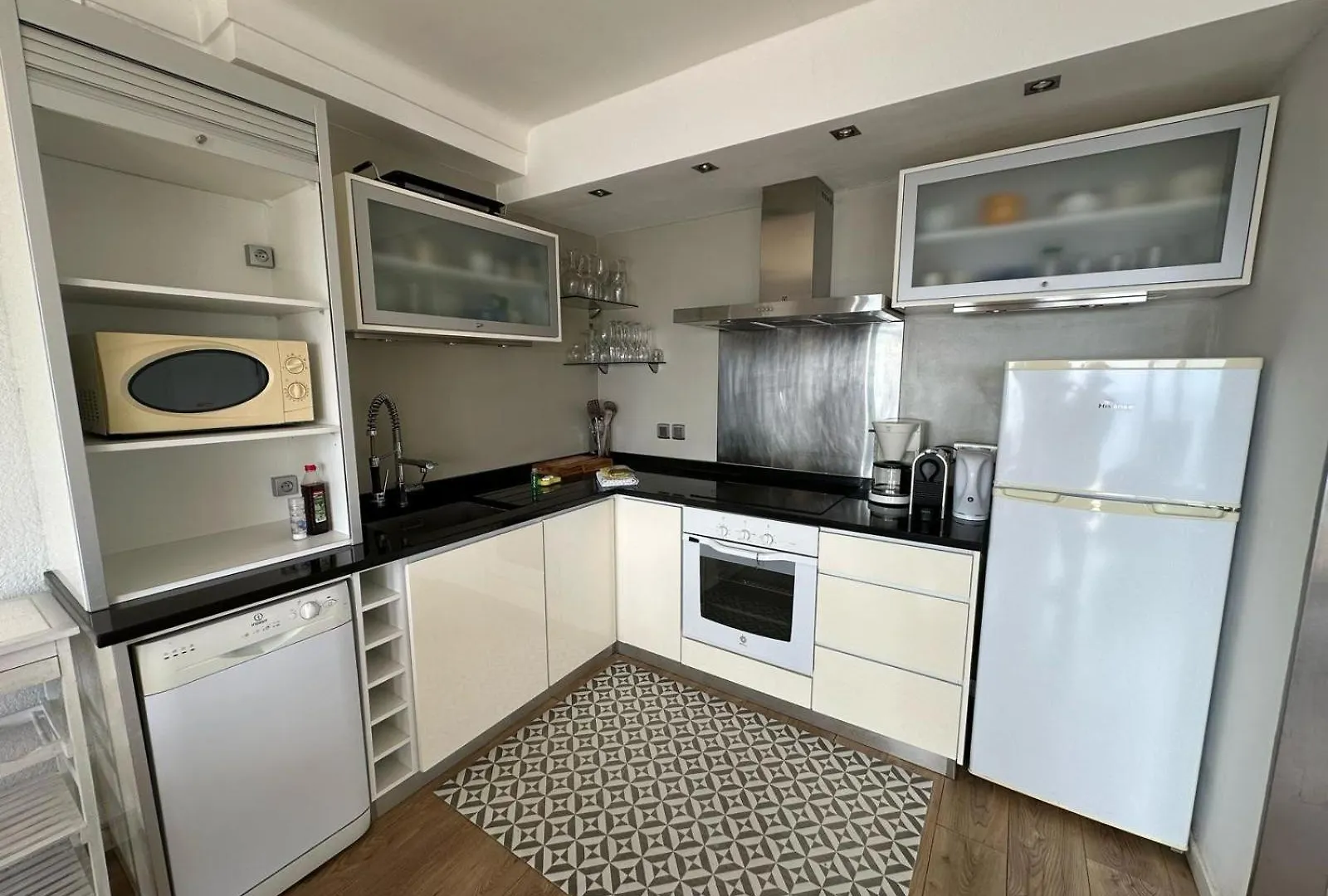 Apartamento Vista Mar Y Parking En Roses Apartment