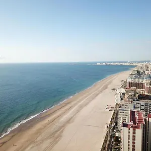 https://piso-luminoso-cerca-de-playa.hotelsincadiz.net