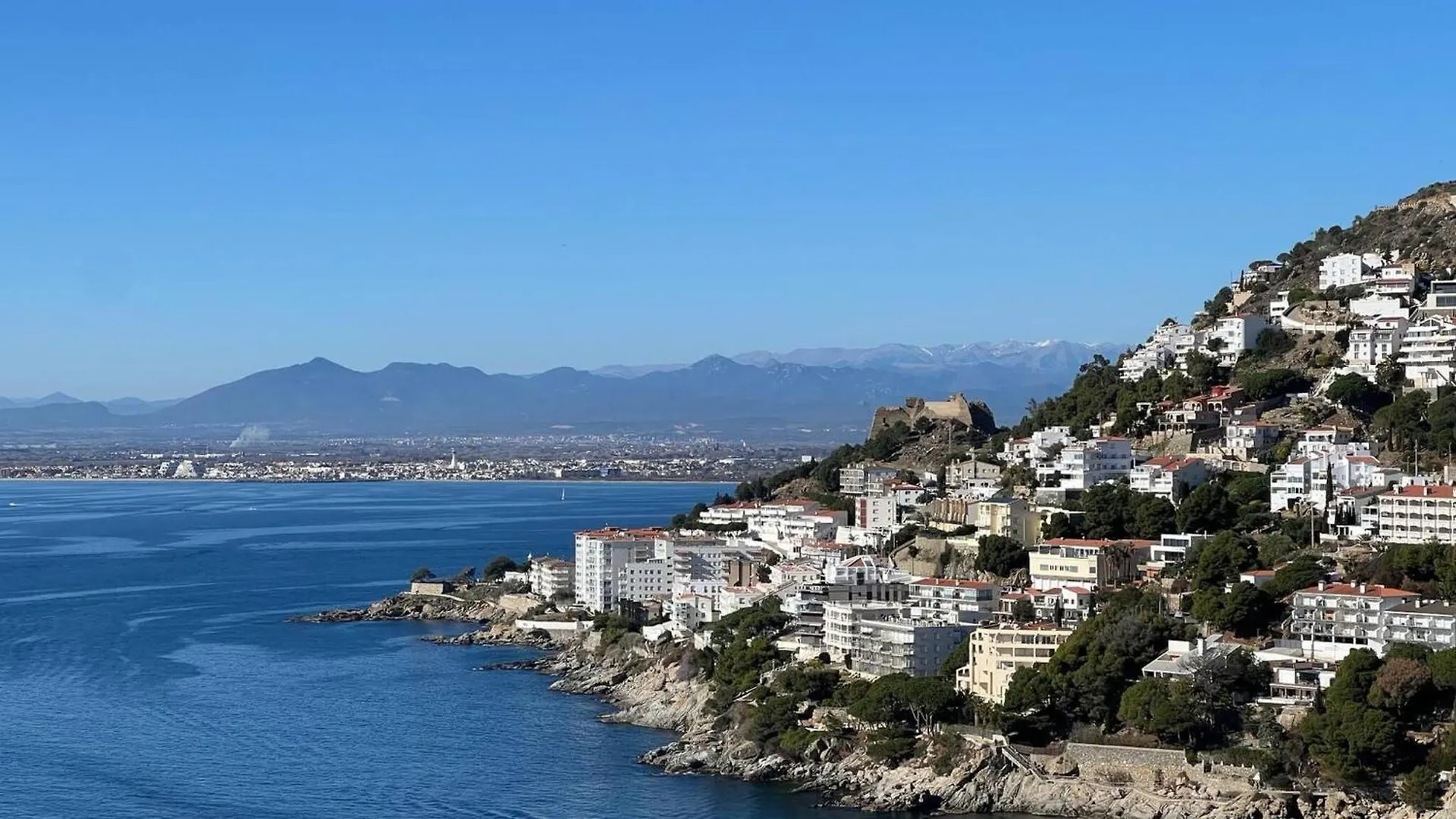 Apartamento Vista Mar Y Parking En Roses Apartment
